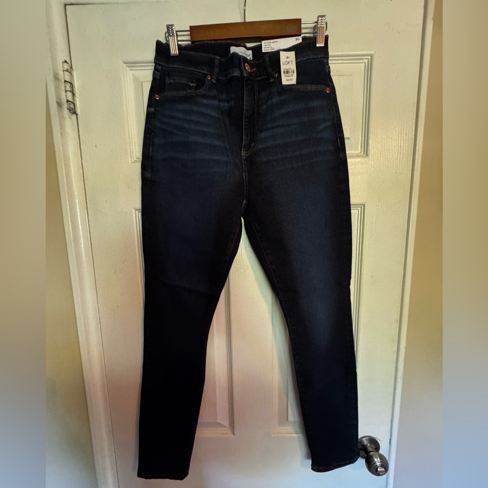 NWT LOFT High Rise The Sculpt Legging Jeans - 30/10